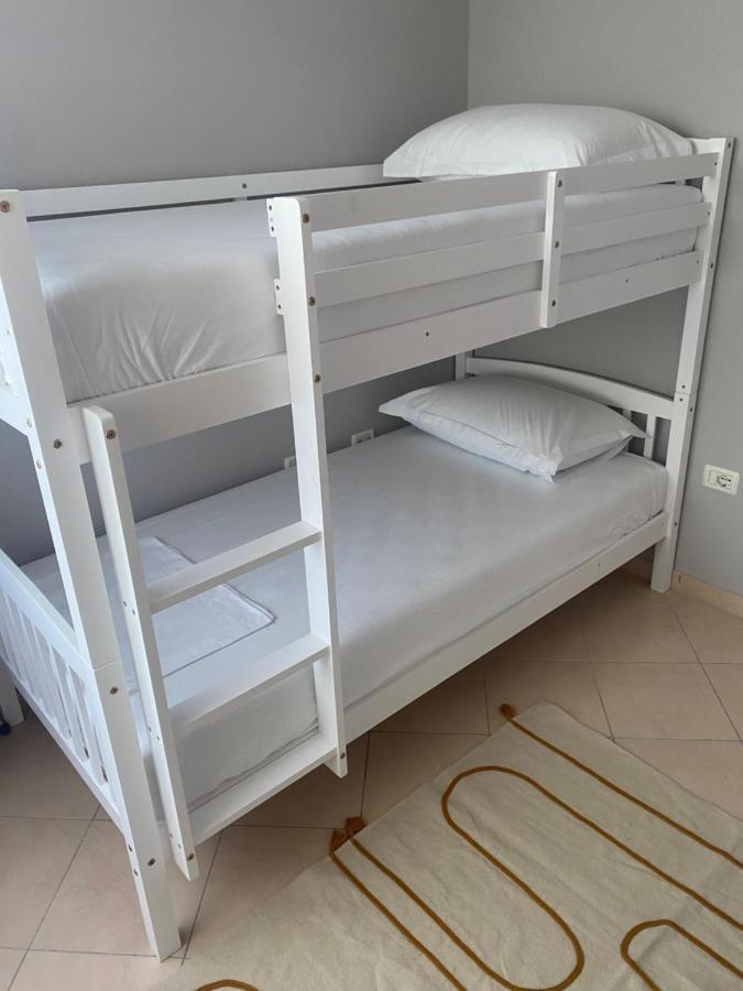 Cheerful 2-bedroom In *